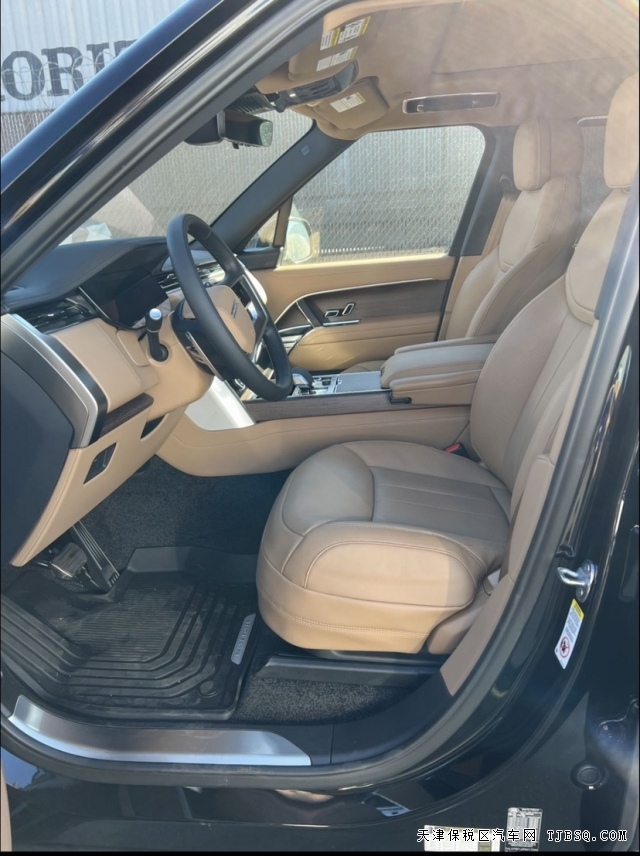 23款路虎揽胜行政 平行进口版华丽登场