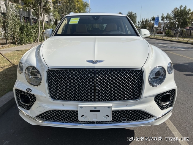 全天津最便宜的高配添越白色车身棕色内饰