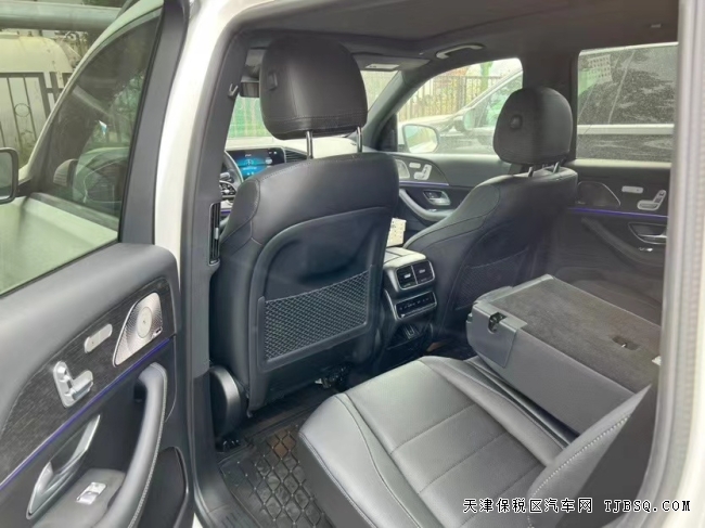 奔驰GLS450 22款 7座 雷测包 20轮 特价秒杀中