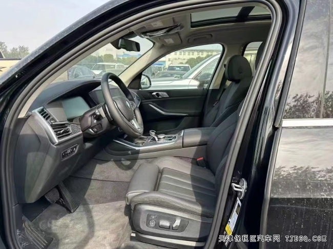 平行进口 22款宝马X7 SUV 最新价格 配置 天津港 热卖中