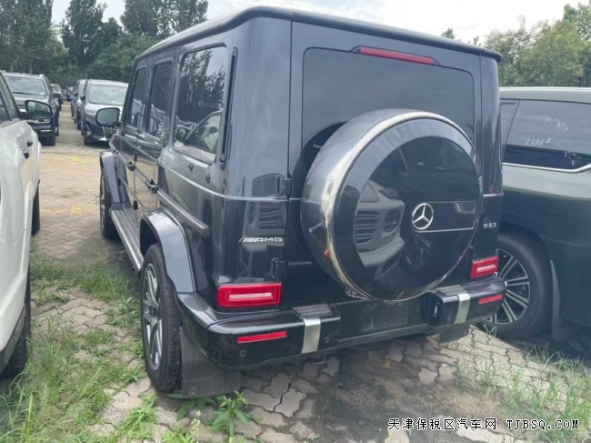 平行进口奔驰G63港口现车优惠的价格满意的服务