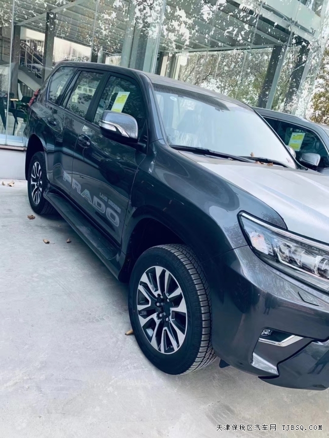 天津港平行进口 霸道2800 现车 天津港平行进口 霸道2800 现车