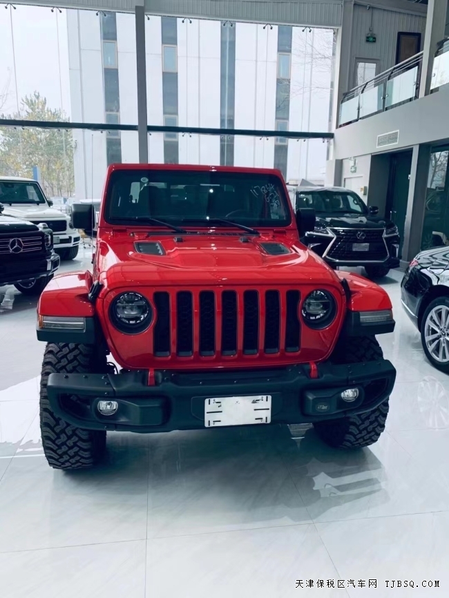 天津港平行进口 22款加版 角斗士罗宾汉