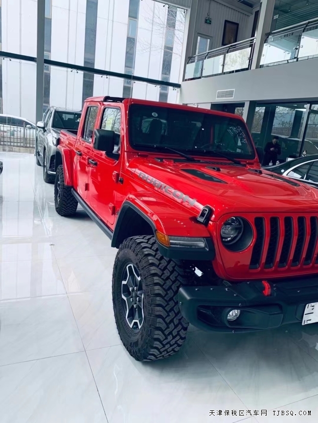 天津港平行进口 22款加版 角斗士罗宾汉