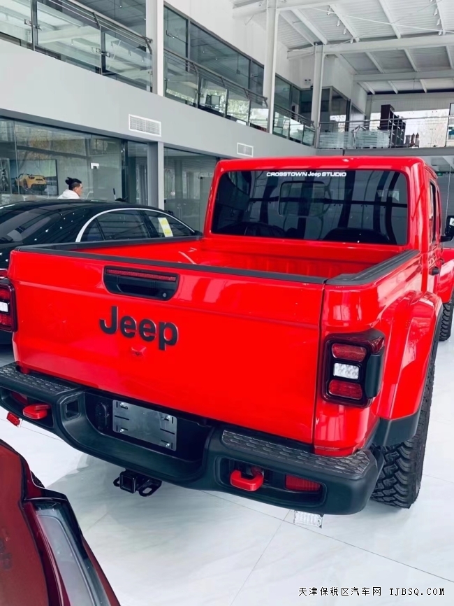 天津港平行进口 22款加版 角斗士罗宾汉