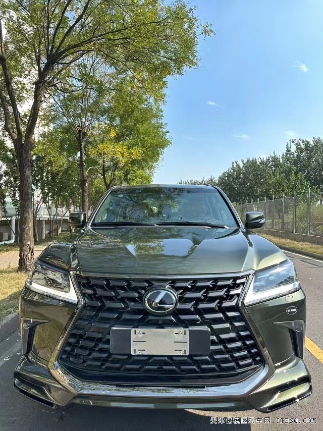 天津港21款中东版雷克萨斯LX570限量S黑耀版195万现车