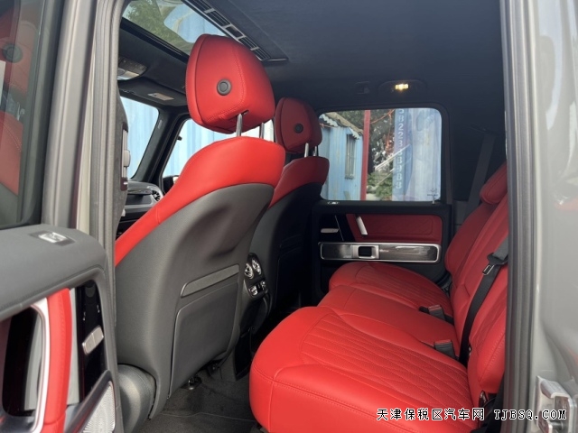 奔驰G63 天津港口现车 今日特价245万