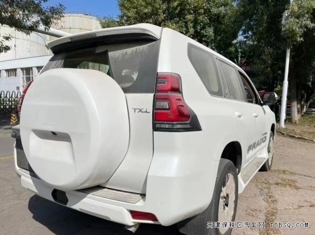 天津港口平行进口22款丰田霸道2800年底火爆热销 柴油畅销省油