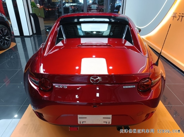 22款马自达MX-5  价格亲民的小跑车 随时可提