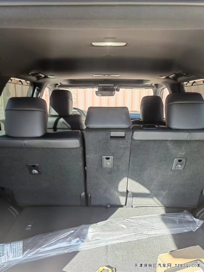 22款平行进口雷克萨斯LX600天津港现车年底特价