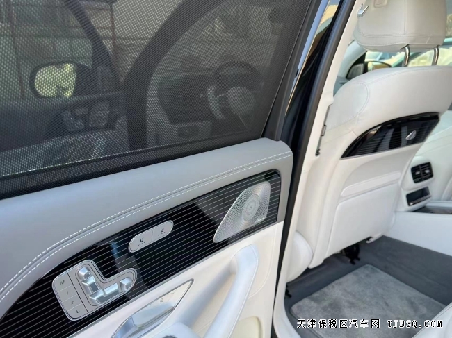 天津平行进口22款奔驰迈巴赫GLS600 配置颜色齐全 港口热卖特惠