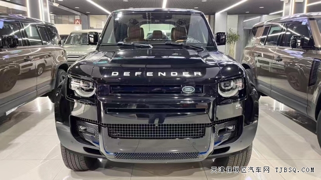 天津平行进口22款路虎卫士110 四门 3.0T 柴油D200 标准 港口热卖 特价