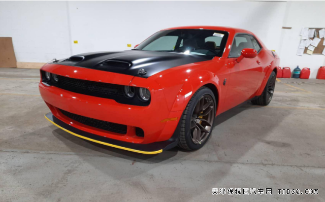 18649036440 22款挑战者 6.2T SRT Hellcat地狱猫宽体红眼现车
