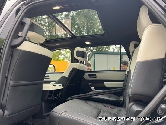 18649036440 丰田红衫对比酷路泽LC300 3.5TT您会选哪个呢