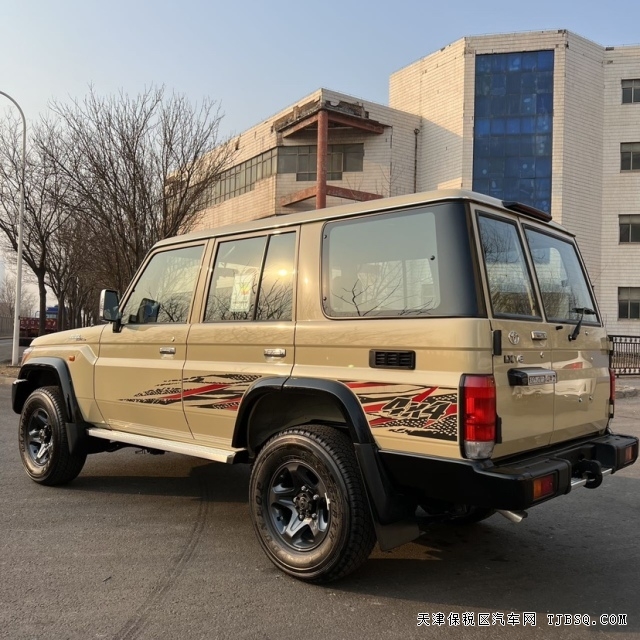 18649036440 最可靠的硬派越野车丰田酷路泽LC76各种配置港口现车可分期