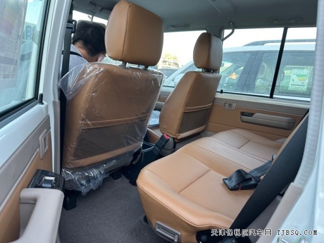 18649036440 丰田酷路泽LC76 真正越野王者 白色沙漠黄全价格