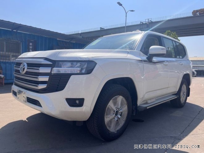 全新23款酷路泽4000  70余万起售