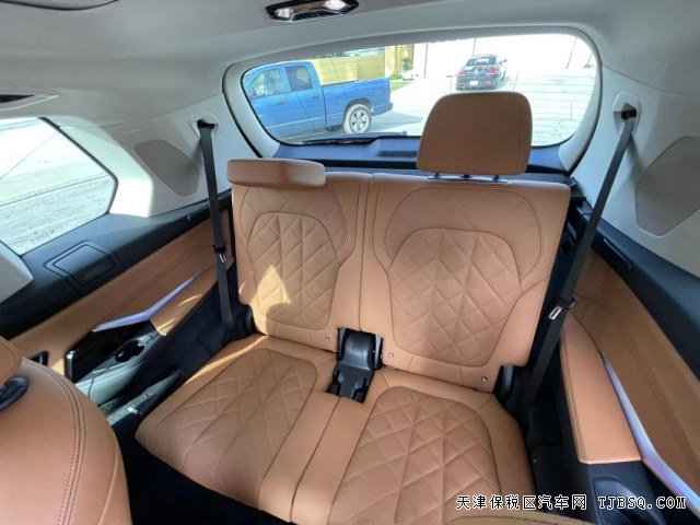 23款宝马X7 现车颜色配置齐全 让价大促销 93万起