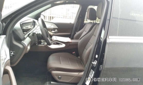 平行进口百万级最具性价比的美规奔驰GLS 450天津港现车售价113.5万