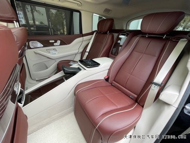 最顶级的商务SUV23款迈巴赫GLS600四座版港口特价仅售240多万