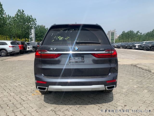 曾经的GLS450同级别对手22款宝马X7现在降价20万促销去库存港口最新售价86万