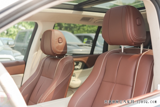 奔驰顶级SUV23款迈巴赫GLS600原装进口港口销量惨淡最新行情230万