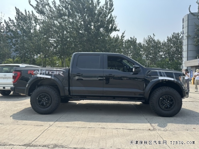 23款美规福特F150猛禽R配5.2L V8机械增压发动机重度越野王者港口现车