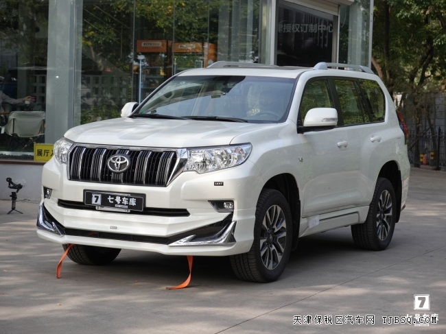 23款霸道4000最实用的配置蒙娜丽莎限量版九气囊真皮大油箱港口最新行情