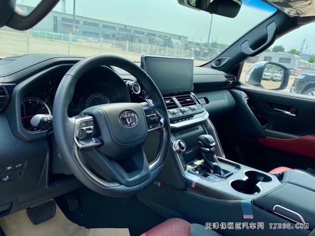 全新一代LC300酷路泽3.5T双涡轮增压更高配置帝国版港口热销中