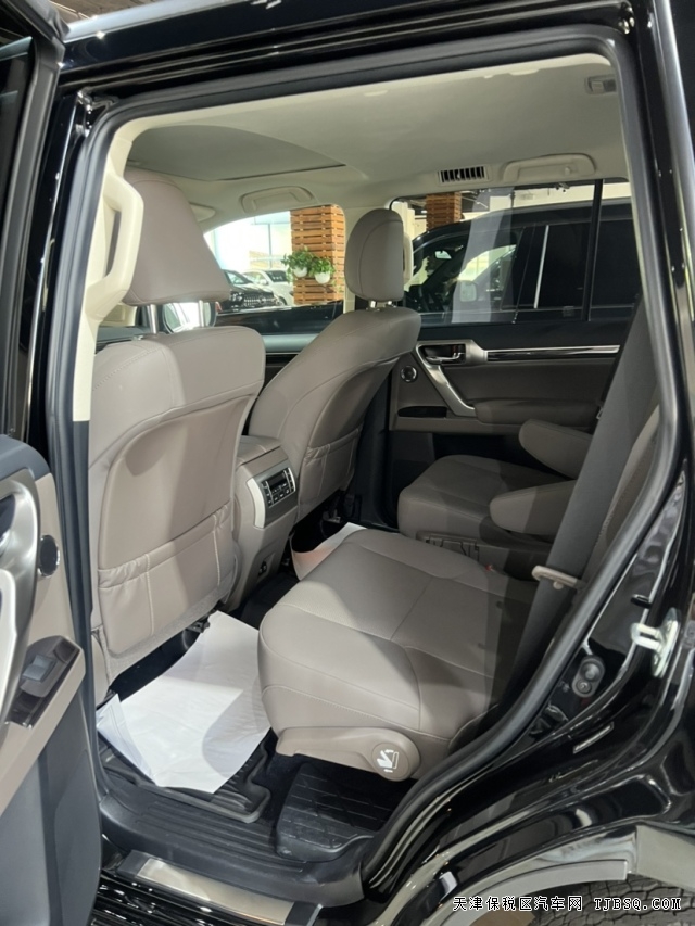 自吸大V8平行进口雷克萨斯GX460港口持续优惠中可办理分期购车