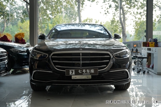 超级性价比23款奔驰S500天津港降价直销最新行情可分期购车