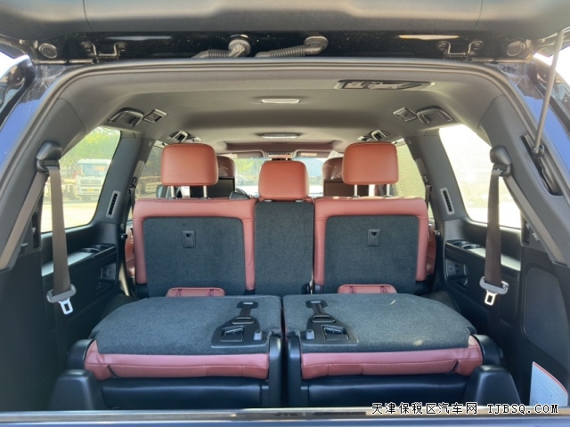 平行进口中东版雷克萨斯LX570港口最后一排5.7L自然吸气发动机