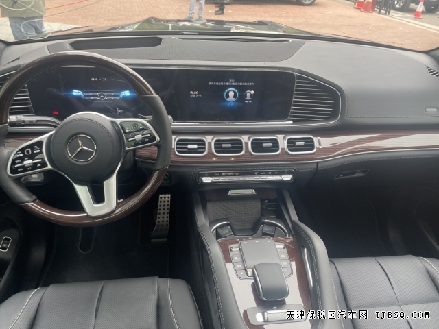 平行进口奔驰GLS580搭载4.0T双涡轮增压发动机港口价格已探底