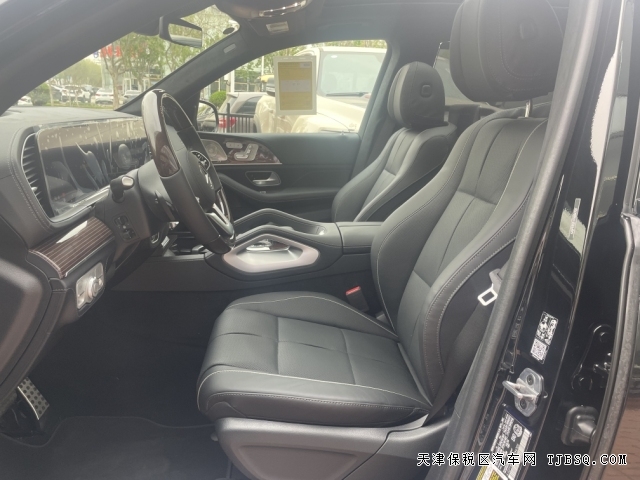 平行进口奔驰GLS580搭载4.0T双涡轮增压发动机港口价格已探底