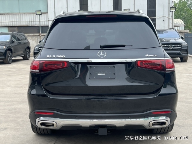 平行进口奔驰GLS580搭载4.0T双涡轮增压发动机港口价格已探底