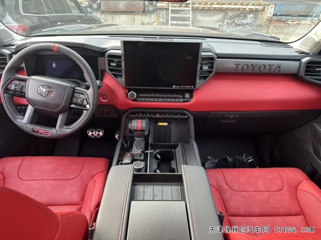 平行进口全尺寸SUV丰田红杉3.5T混动版港口降价促销中可分期购车