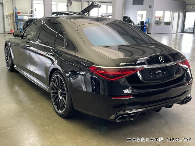 全新设计24款奔驰AMG S63平行进口现车抵达保税区港口最新行情