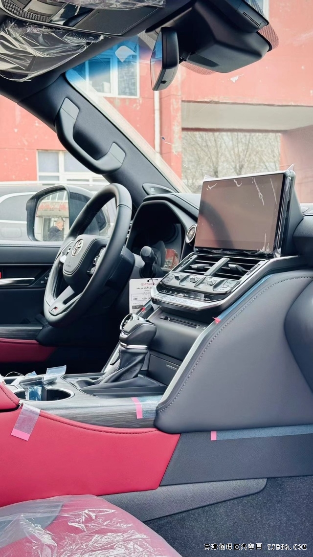 2024款丰田LC300酷路泽GR运动版现车到港最新行情