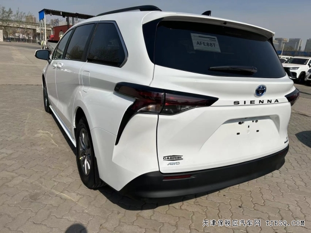 原装进口四驱丰田塞纳MPV商务车港口46万能买到什么配置