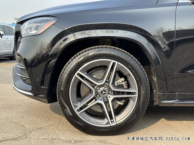 23款加版奔驰GLS450满配豪华运动驾辅舒适四个包优惠处理