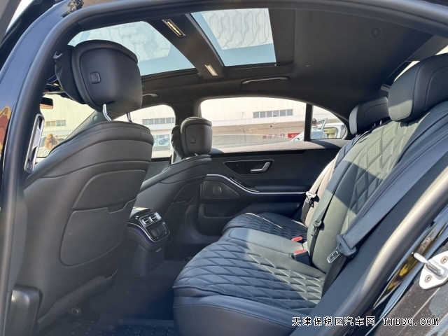 4.0T23款奔驰S580 V8动力十足行政级轿车最新配置行情