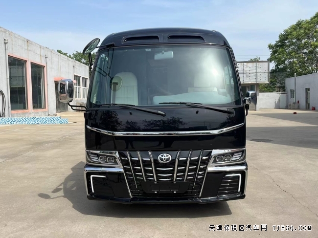 考察一号丰田考斯特12座4.0L黑武士版天津现车108万售全国