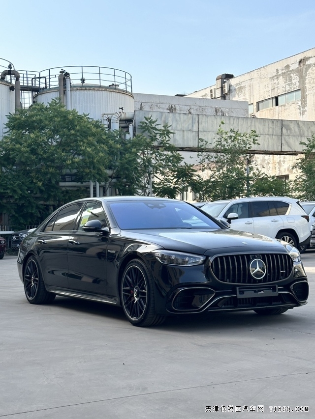 超豪华24款奔驰AMG S63商务座驾现车到港最新行情