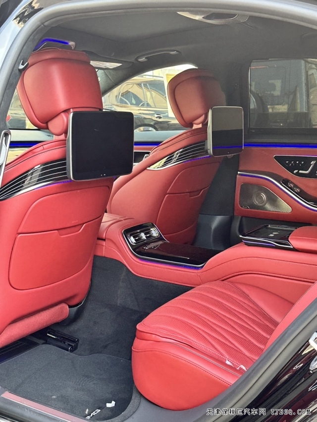 超豪华24款奔驰AMG S63商务座驾现车到港最新行情