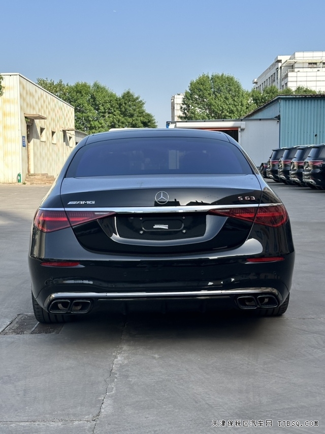 超豪华24款奔驰AMG S63商务座驾现车到港最新行情