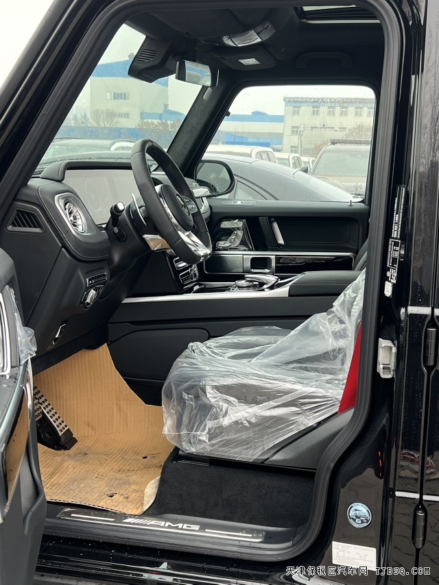 平行进口24款奔驰AMG G63三把锁港口行情227万能买到什么配置