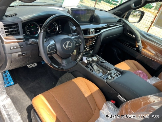 气场强大的中东限量S LX570 大佬座驾港口现车二百多万