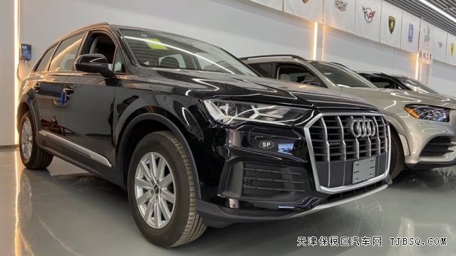 23款奥迪Q7六缸3.0T港口起售价格55万性价比超高