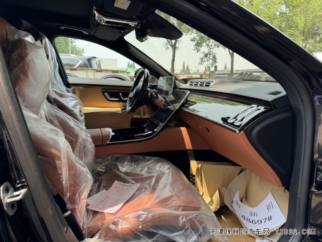 超豪华24款奔驰S500L四座老板座椅移动的五星级酒店港口现车