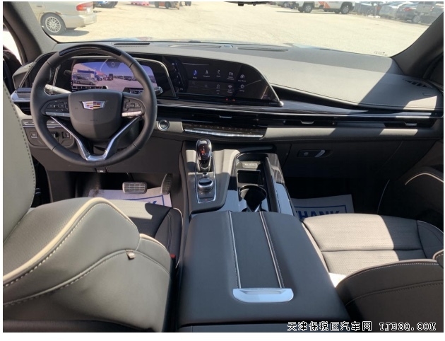 加长凯迪拉克凯雷德柴油铂金运动3.0T港口最新行情